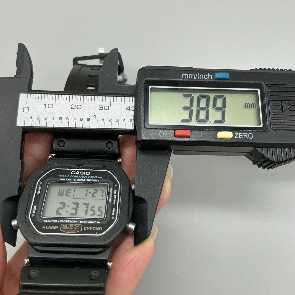 Casio G-Shock DW-5600E Mens Watch 39mm Digital Black Broke Backlight New Battery